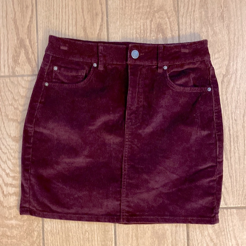 Garage Y2K Women’s Burgundy Corduroy Skirt Size TP/XS